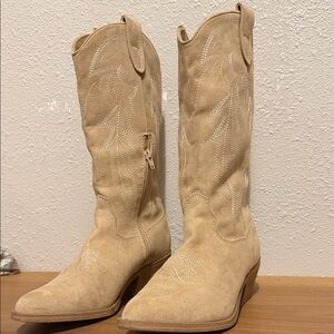 Tan Western-Style Women's Boots